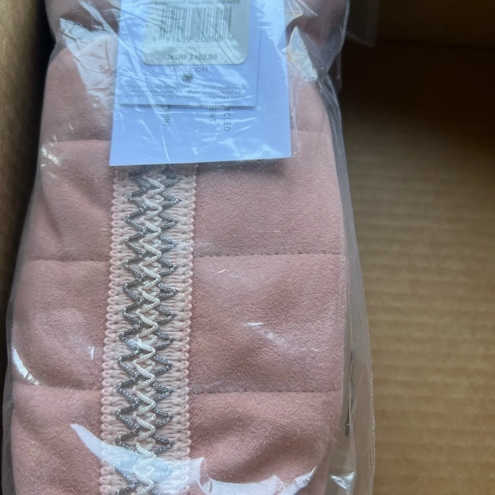 UGG® Tasman Quilted Suede Lined Mittens APPLE BLOSSOM Logo Tag NWT